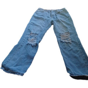 𝅺Superdown size medium Lightwash distressed jeans. Back to school!!